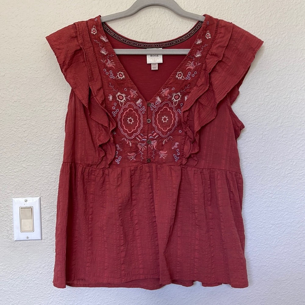 Knox Rose embroidered rust colored top size XXL